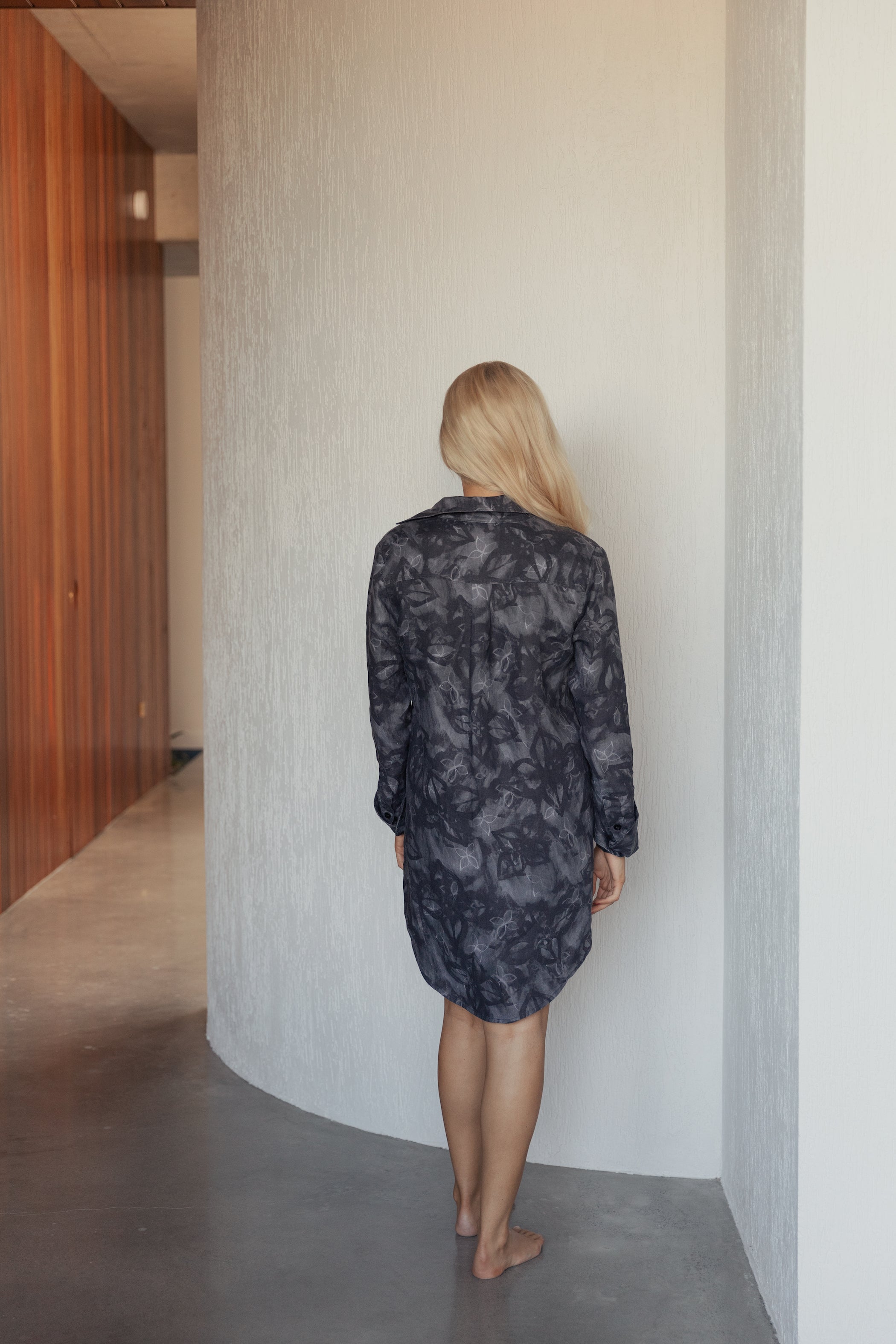 The Bridget in Black Scattered Floral-Robes-Robe