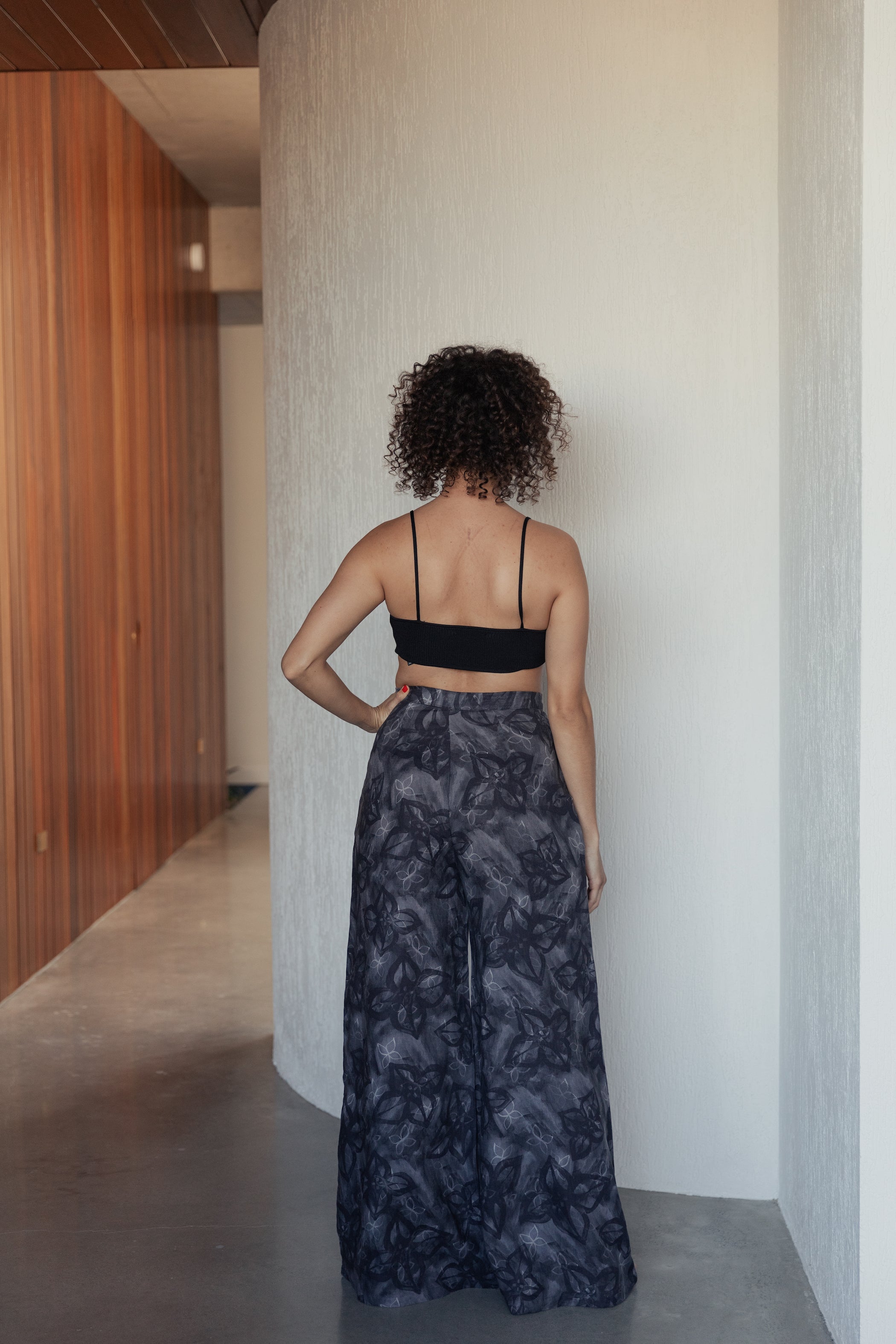 The Jenni Pant in Black Scattered Floral-Robes-Robe