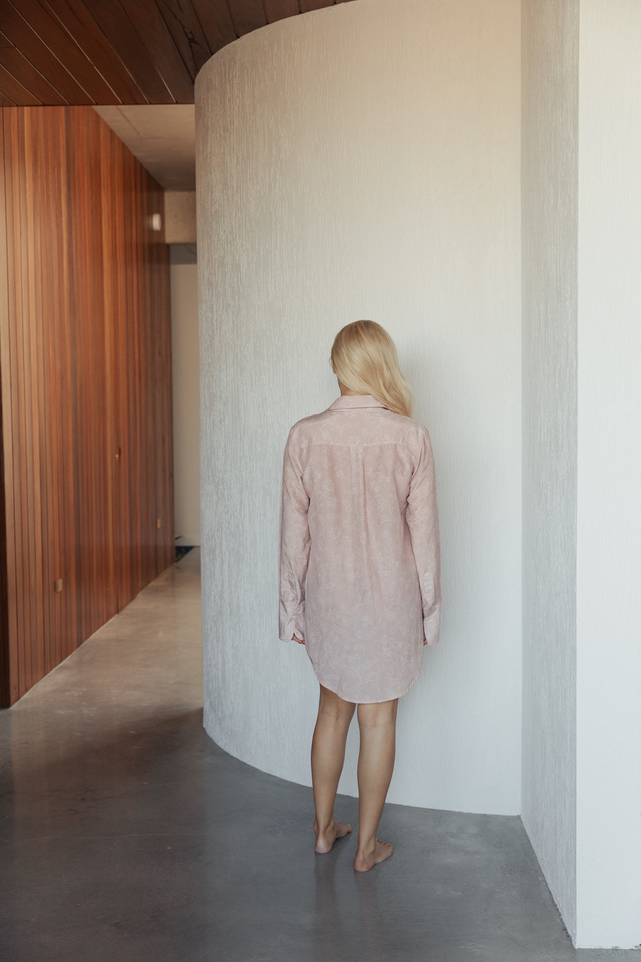 The Bridget in Nude Paisley-Robes-Robe