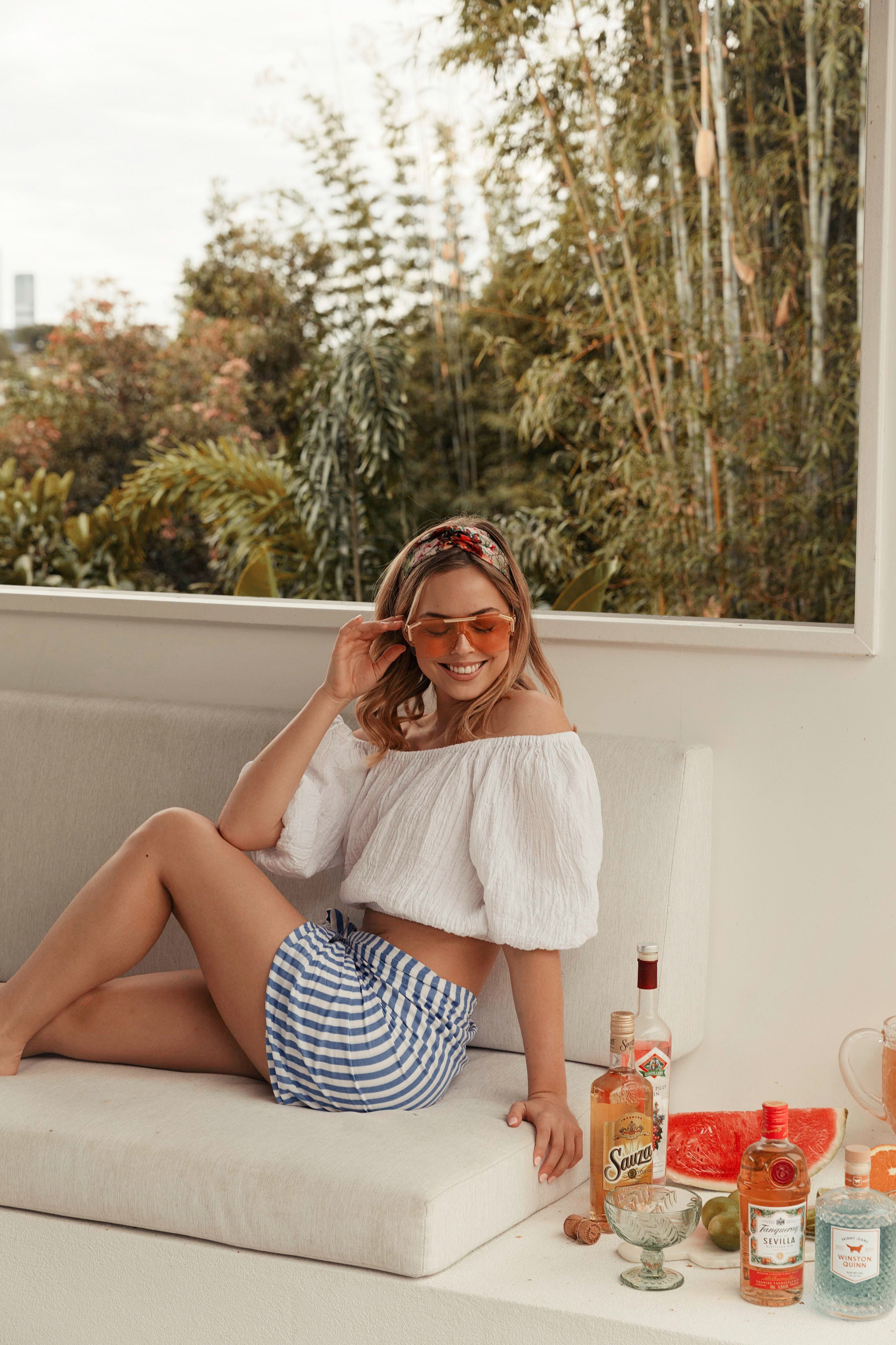 Hot Beaches - The Whitehaven in Blue Streak-Robe