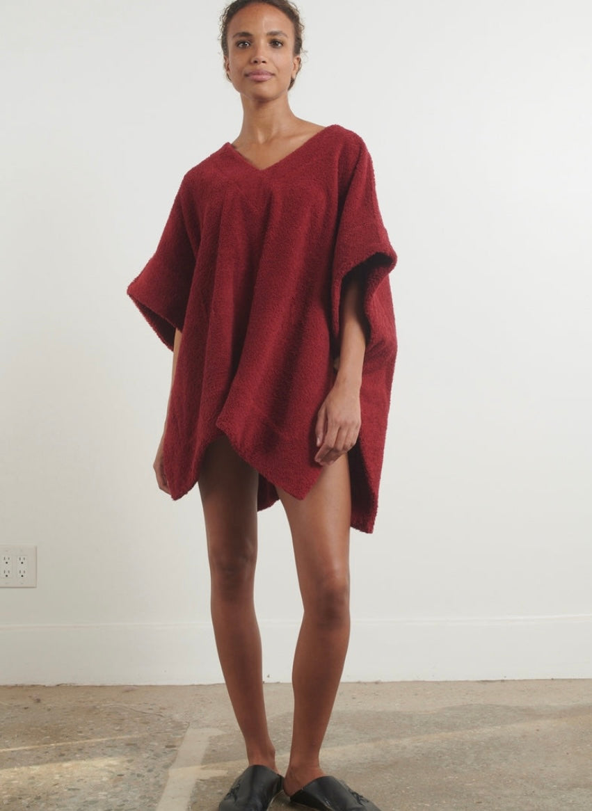 Simone Fan: The Short Open Kaftan in Ruby-Robe